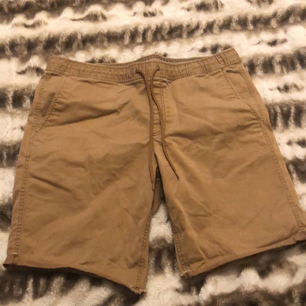 Men’s L Mossimo shorts